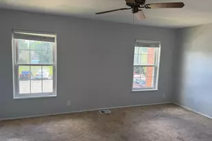 109 N Emory Dr, Sterling, VA 20164 - Photo 10