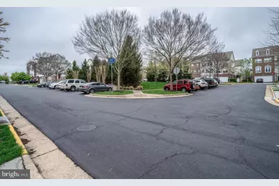 42525 Magellan Square, Brambleton, VA 20148 - Photo 22