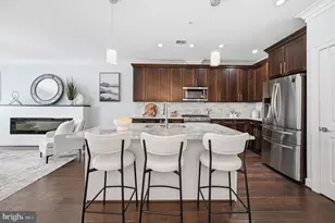 43565 Michigan Sq, Leesburg, VA 20176 - Photo 16