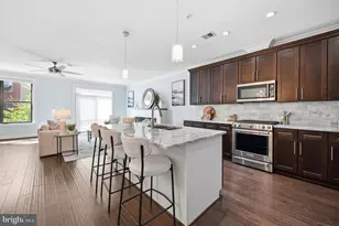 43565 Michigan Sq, Leesburg, VA 20176 - Photo 14