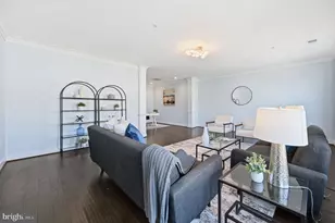 43565 Michigan Sq, Leesburg, VA 20176 - Photo 8