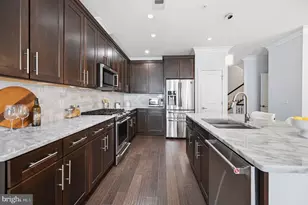 43565 Michigan Sq, Leesburg, VA 20176 - Photo 18
