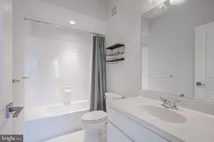23654 Hopewell Manor Terrace, Ashburn, VA 20148 - Photo 30