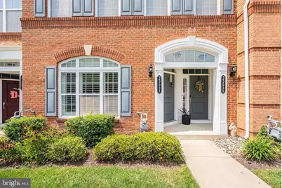 23654 Hopewell Manor Terrace, Ashburn, VA 20148 - Photo 4