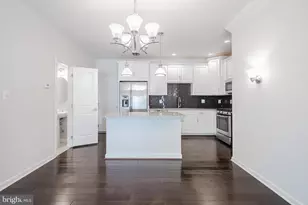 23654 Hopewell Manor Terrace, Ashburn, VA 20148 - Photo 8