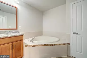 22489 Naugatuck Square, Ashburn, VA 20148 - Photo 24