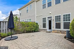 42350 Benfold Square, Brambleton, VA 20148 - Photo 36