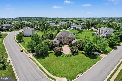 22727 Airmont Hunt Drive, Ashburn, VA 20148 - Photo 4