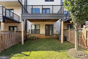 42300 Crawford Ter, Brambleton, VA 20148 - Photo 64