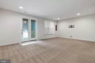 42300 Crawford Ter, Brambleton, VA 20148 - Photo 52