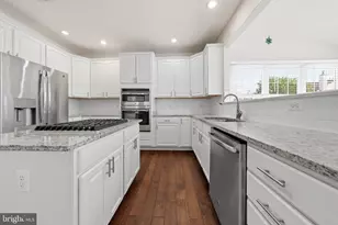 25948 Donovan Dr, Chantilly, VA 20152 - Photo 24