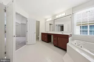 25948 Donovan Dr, Chantilly, VA 20152 - Photo 36