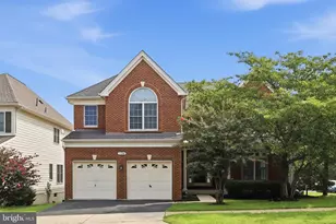 25948 Donovan Dr, Chantilly, VA 20152 - Photo 2