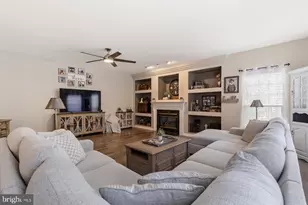 20828 Cross Timber Dr, Ashburn, VA 20147 - Photo 12