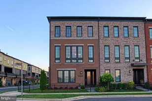 44621 Uptown Row Dr, Ashburn, VA 20147 - Photo 1