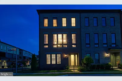 44621 Uptown Row Drive, Ashburn, VA 20147 - Photo 12