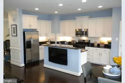 300 SE Caldwell Terrace SE, Leesburg, VA 20175 - Photo 2