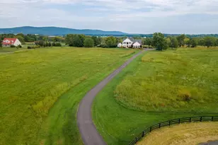 37796 Elizabeths Field Ln, Purcellville, VA 20132 - Photo 28
