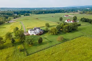 37796 Elizabeths Field Ln, Purcellville, VA 20132 - Photo 12