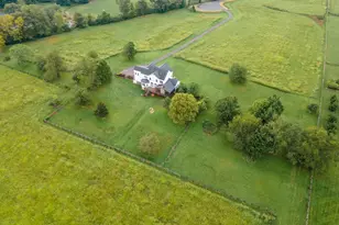 37796 Elizabeths Field Ln, Purcellville, VA 20132 - Photo 14