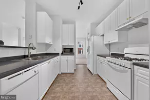 46183 Cecil Terrace, Sterling, VA 20165 - Photo 4
