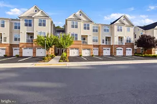 23245 Milltown Knoll Square, Ashburn, VA 20148 - Photo 2