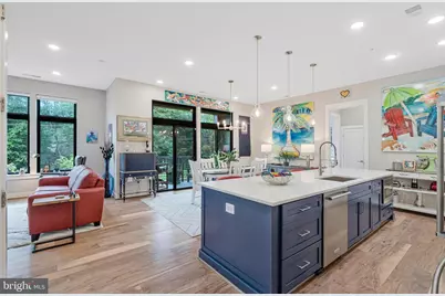 3 Stationmaster Street SE #201, Leesburg, VA 20175 - Photo 2