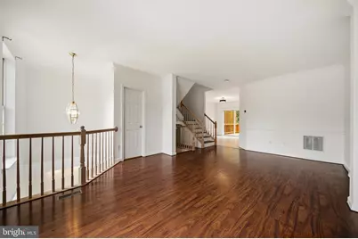 25251 Dunvegan Square, Chantilly, VA 20152 - Photo 8