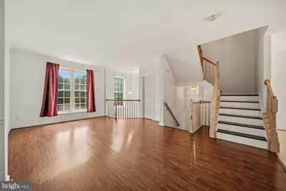 25251 Dunvegan Square, Chantilly, VA 20152 - Photo 6