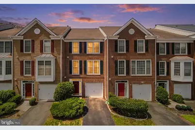25251 Dunvegan Square, Chantilly, VA 20152 - Photo 1