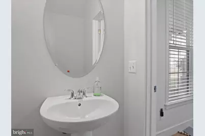 25441 Hartland Orchard Terrace, Chantilly, VA 20152 - Photo 10