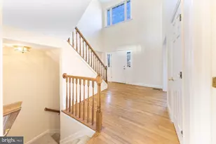36767 Pelham Ct, Purcellville, VA 20132 - Photo 2