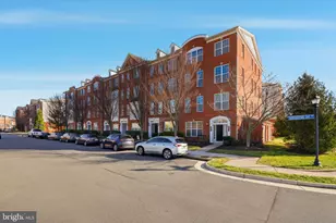 43053 Thoroughfare Gap Terrace, Ashburn, VA 20148 - Photo 2