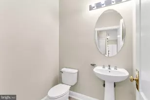 42985 Pascale Terrace, Ashburn, VA 20148 - Photo 18