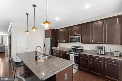 1518 Ribbon Limestone Terrace SE, Leesburg, VA 20175 - Photo 18