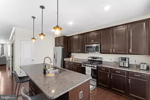 1518 Ribbon Limestone Terrace SE, Leesburg, VA 20175 - Photo 18