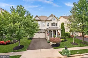 42755 Chatelain Cir, Brambleton, VA 20148 - Photo 1