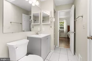22 Fenton Wood Dr, Sterling, VA 20165 - Photo 34