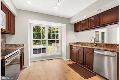22 Fenton Wood Drive, Sterling, VA 20165 - Photo 16