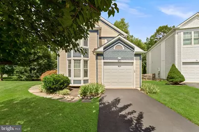 21 Glengyle Lane, Sterling, VA 20165 - Photo 2