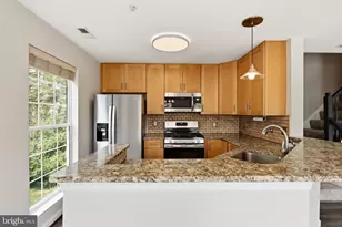 21833 Baldwin Square, Sterling, VA 20164 - Photo 12