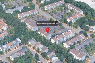 21833 Baldwin Square, Sterling, VA 20164 - Photo 2