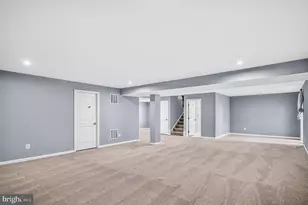 41860 Wind Dancer Ct, Aldie, VA 20105 - Photo 48