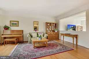 18488 Lanier Island Square, Leesburg, VA 20176 - Photo 8