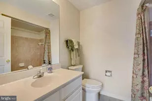 18488 Lanier Island Square, Leesburg, VA 20176 - Photo 22