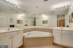 18488 Lanier Island Square, Leesburg, VA 20176 - Photo 28