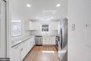 20596 Cornstalk Terrace, Ashburn, VA 20147 - Photo 6
