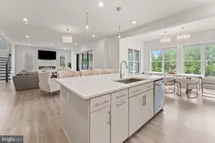 24590 Lenah Crossing Dr, Aldie, VA 20105 - Photo 18