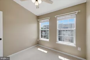 21760 Brondesbury Park Terrace, Sterling, VA 20166 - Photo 54