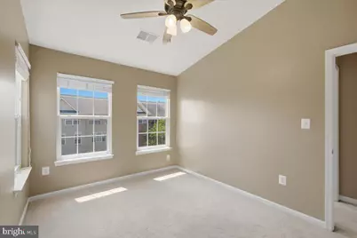 21760 Brondesbury Park Terrace, Sterling, VA 20166 - Photo 56